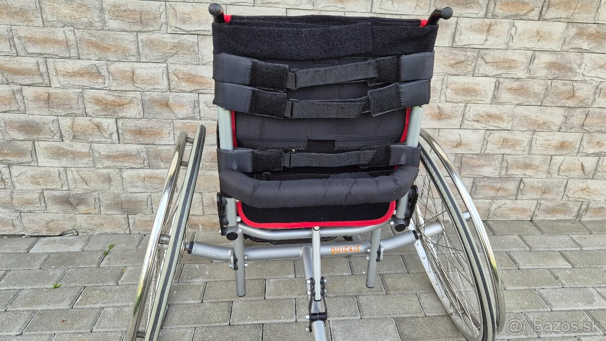 Invalidný vozík 42cm Quickie Match Point Sport - 4