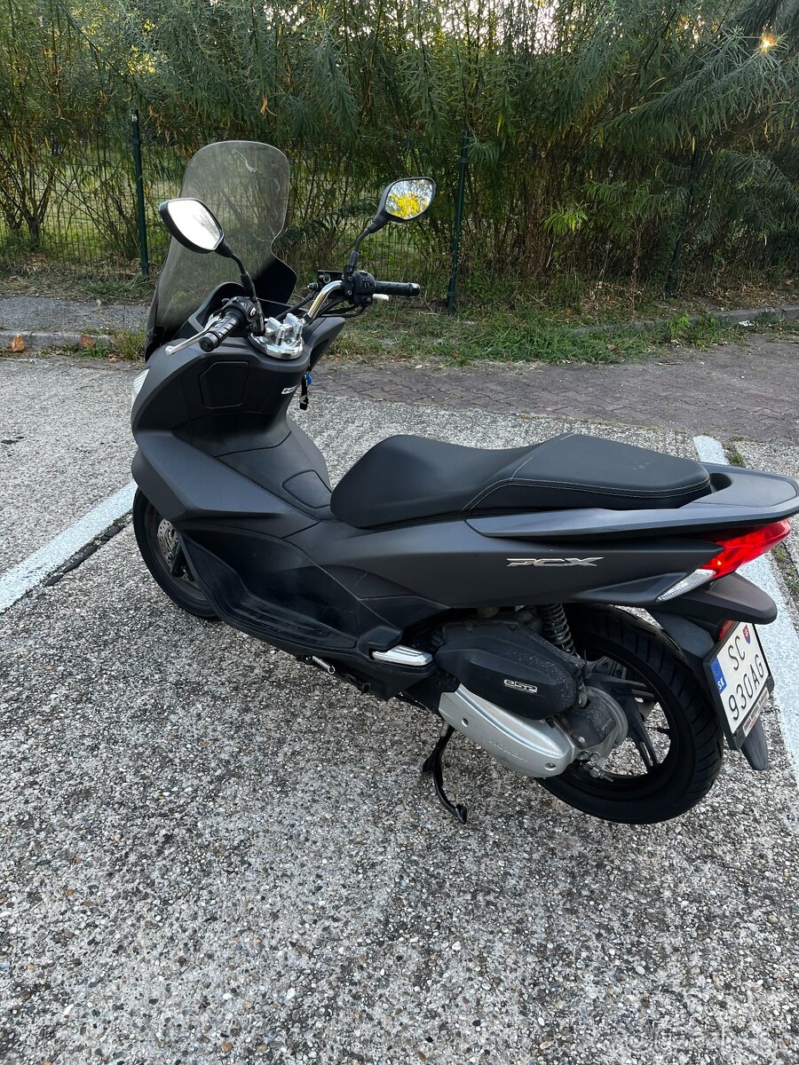 HONDA PCX 125, r. v. 2014 - 4
