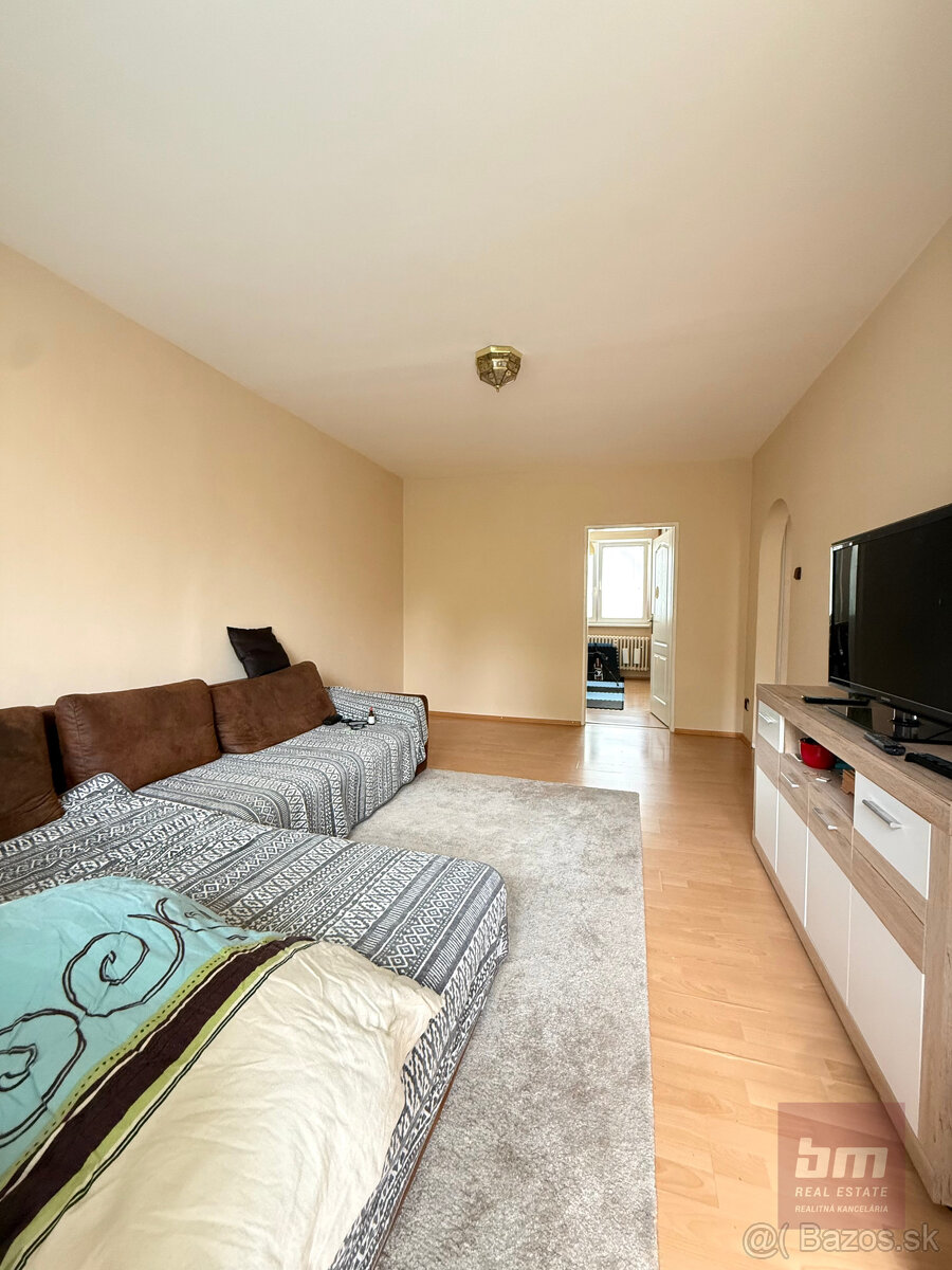 Predaj - pekný 3-izbový byt v Dúbravke - 4