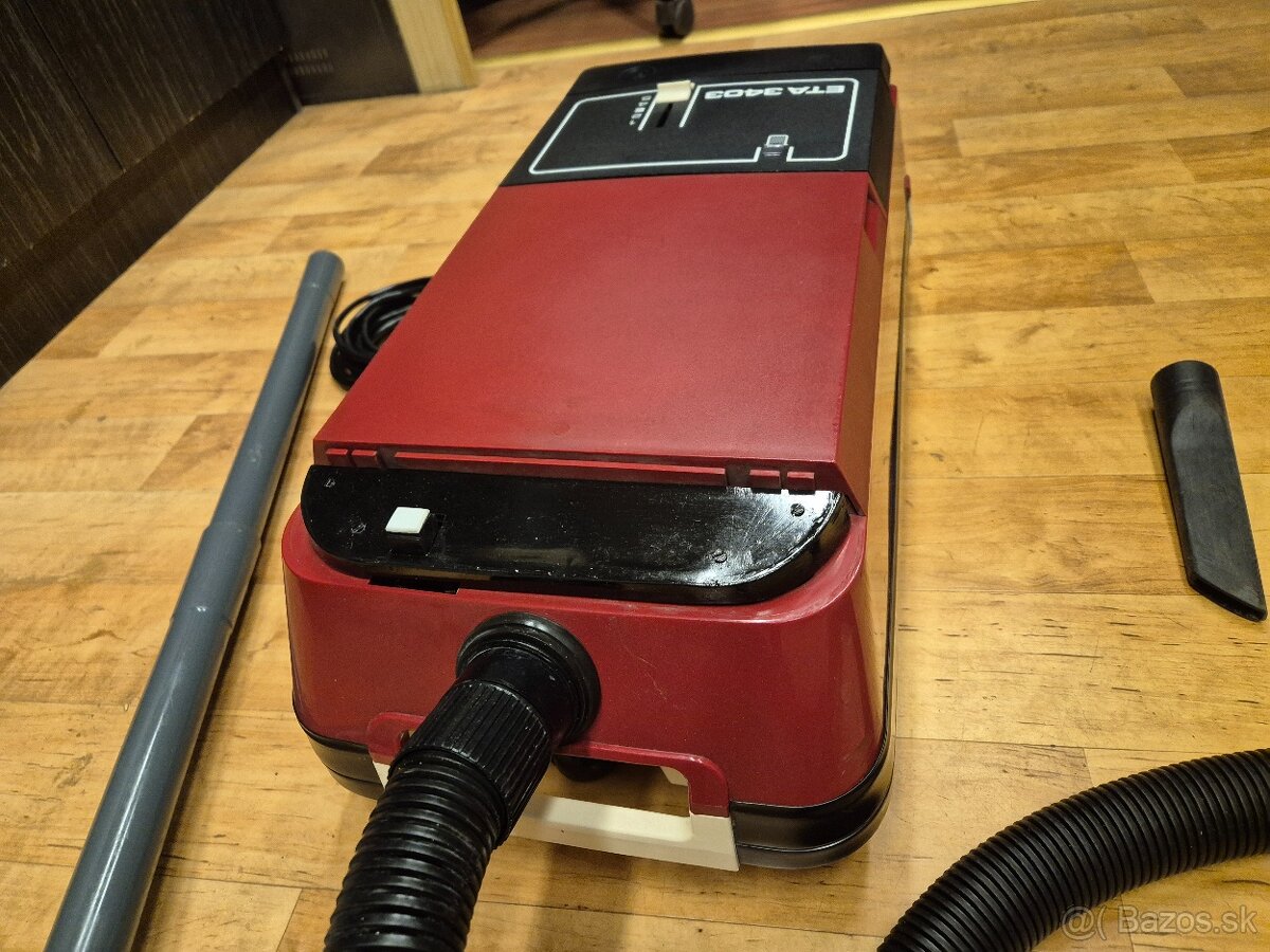 Vysávač ETA 3403 - 4