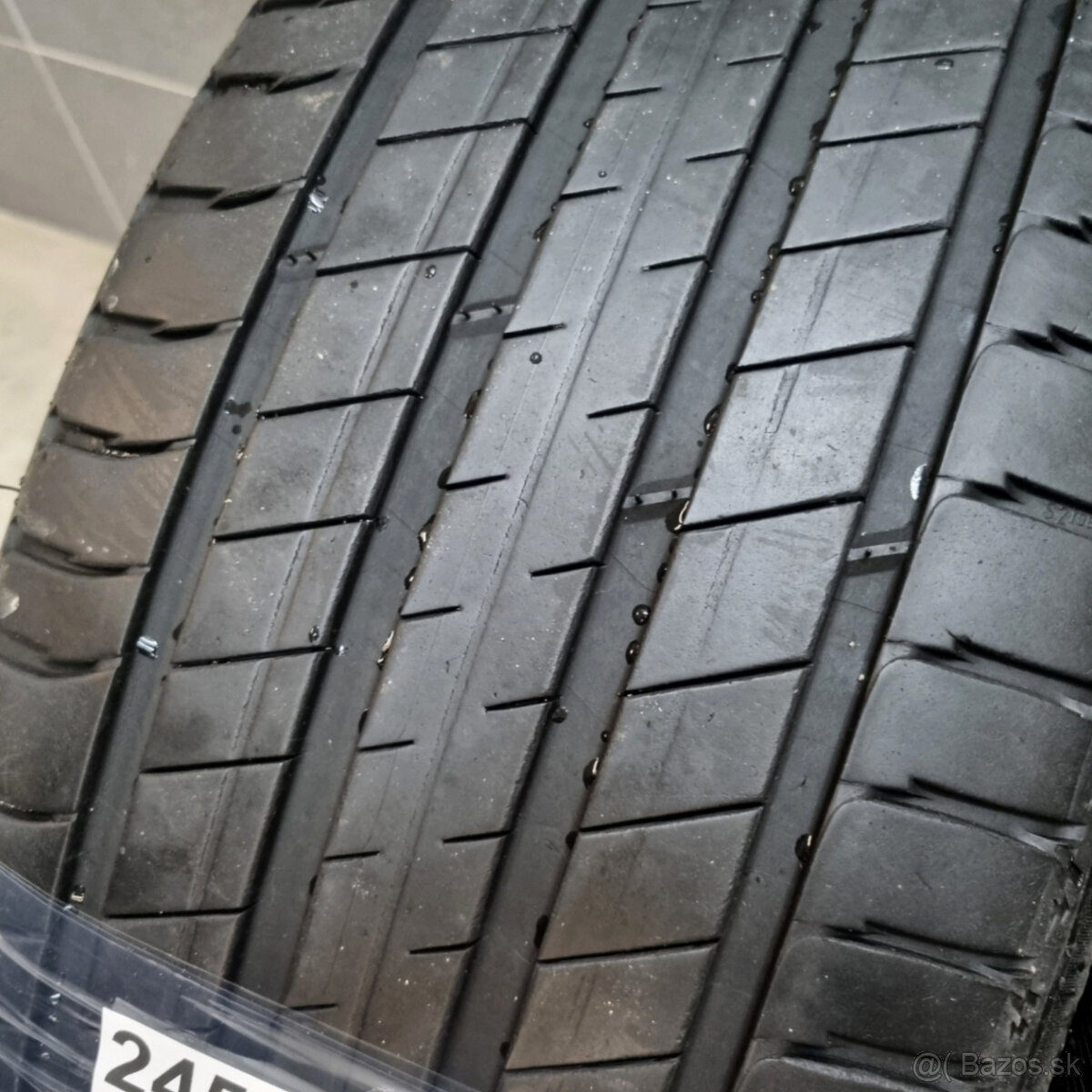 Letné pneumatiky 245/45 R20 MICHELIN - 4