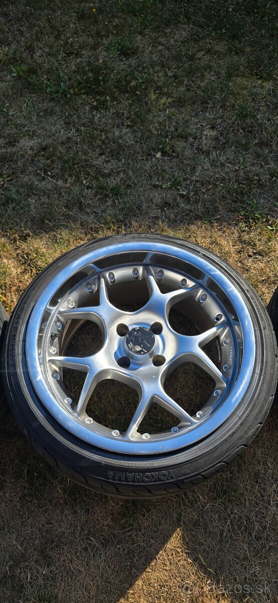 4x100 r16 9j et30 a et15 - 4