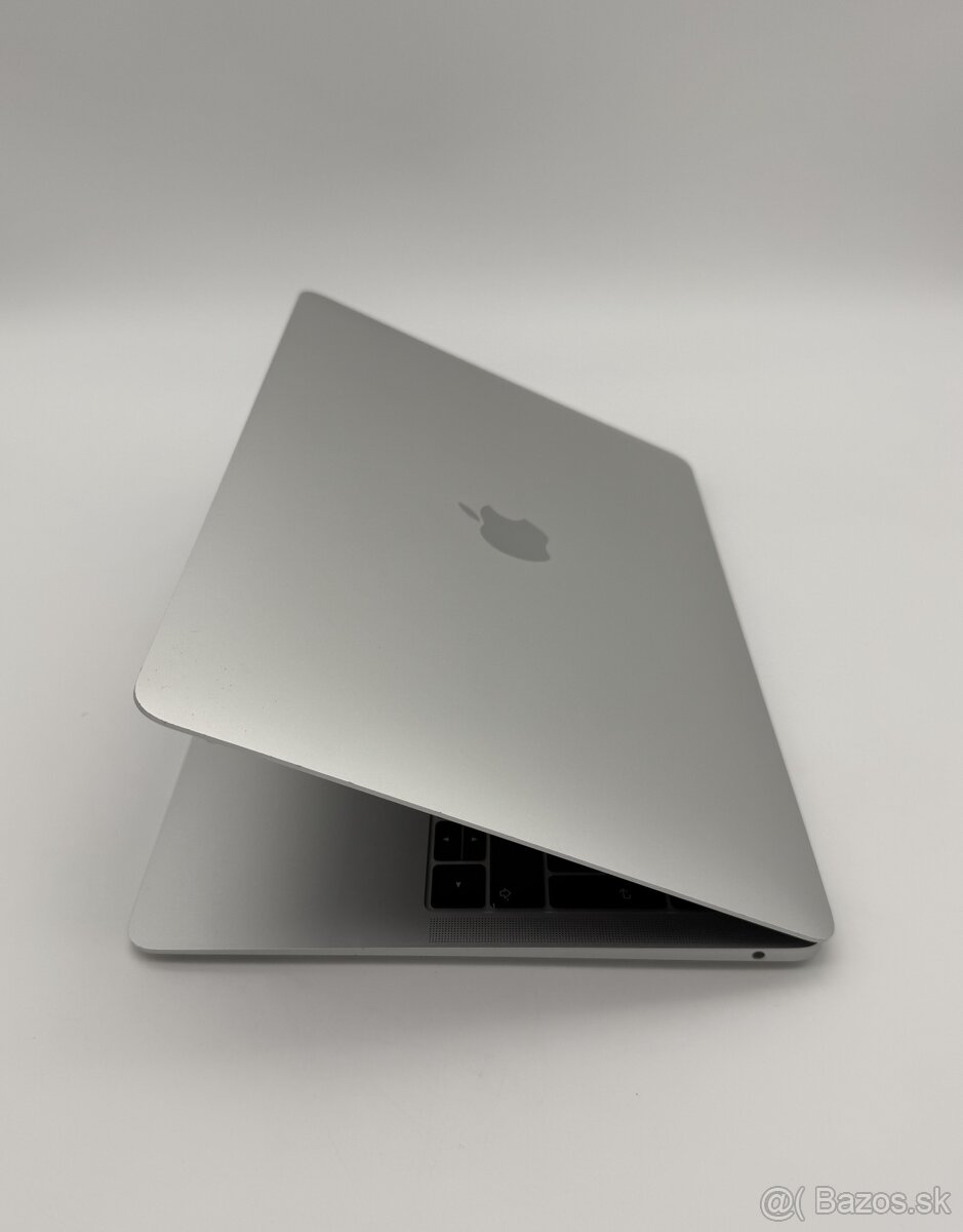 MacBook Air 13" 2018 Retina Silver + ZÁRUKA - 4