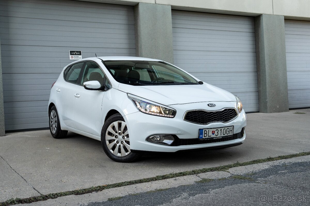 Kia Ceed 1.6 CRDi 94kw M6, SR vozidlo - 4