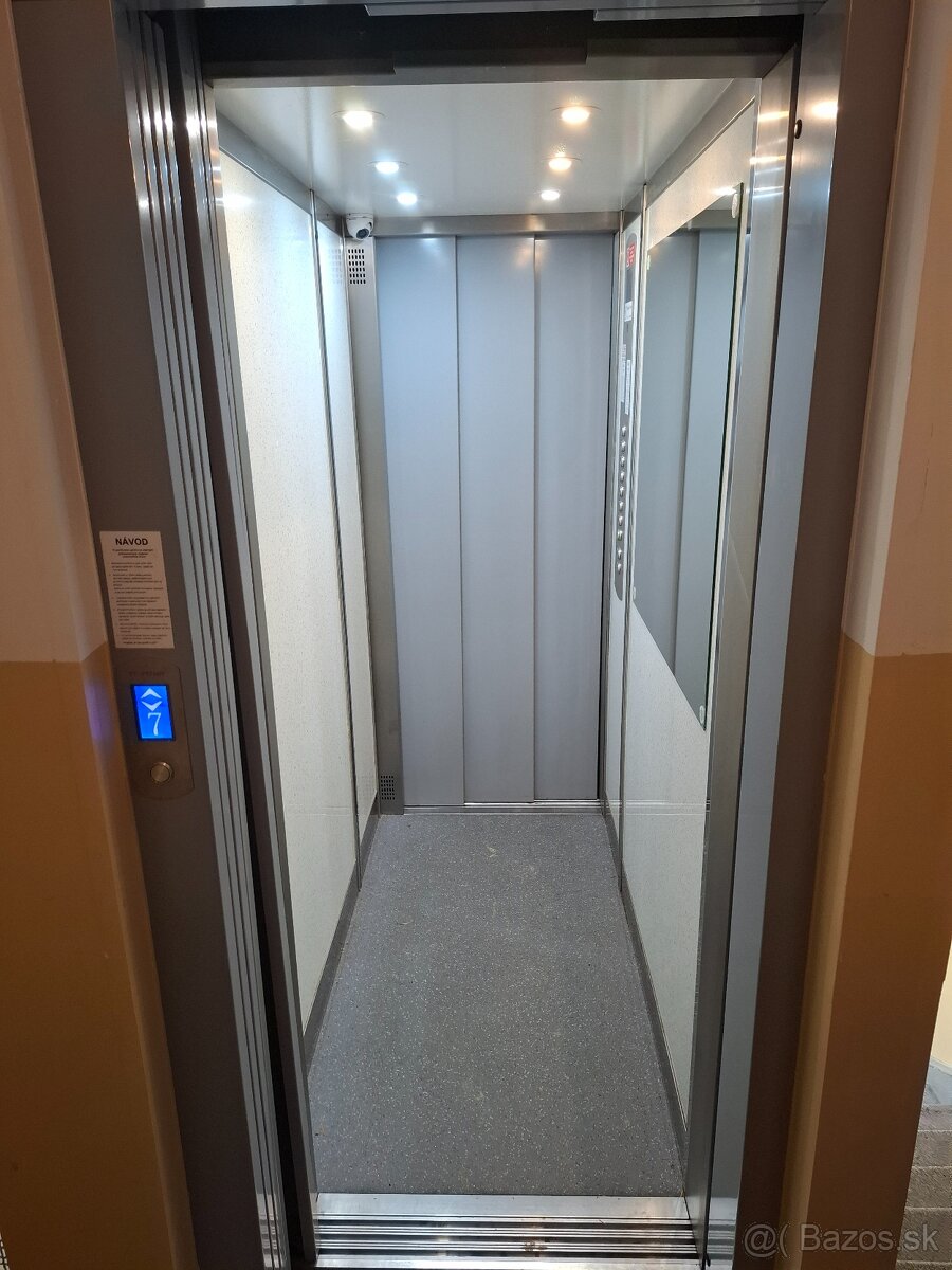 Prenajmem 2-izbový byt v Senici - 4