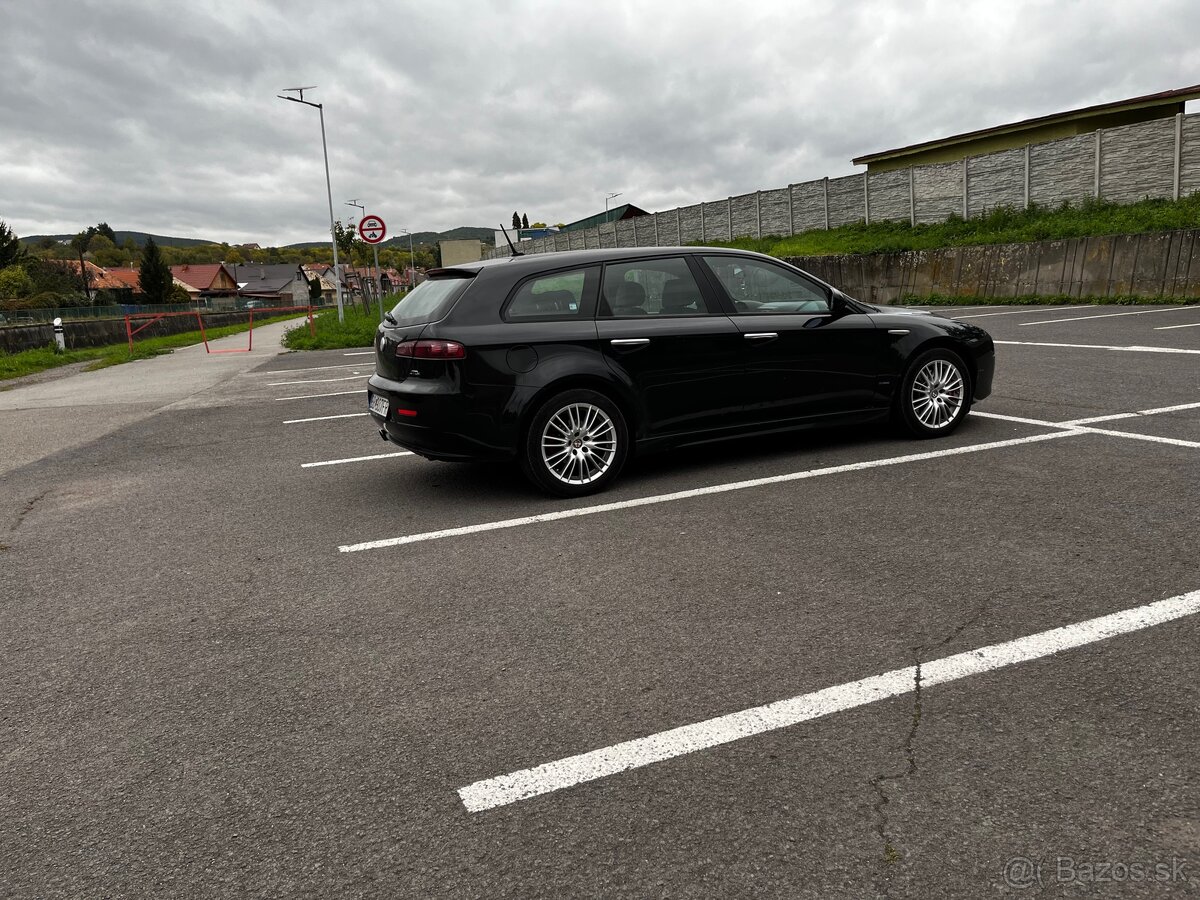 Alfa Romeo 159 sportwagon - 4