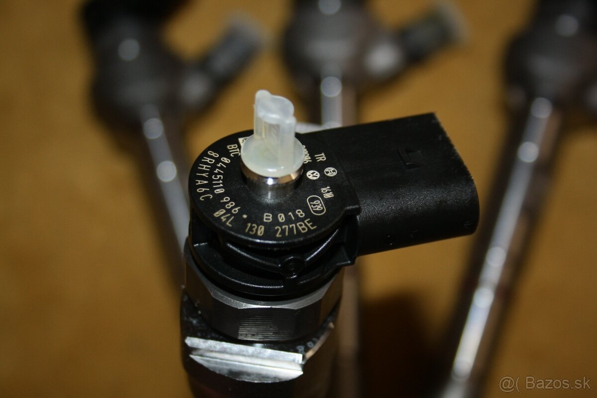 VSTREKOVACIE TRYSKY VAG 2.0 TDI 04L130277BE 0445110986 - 4