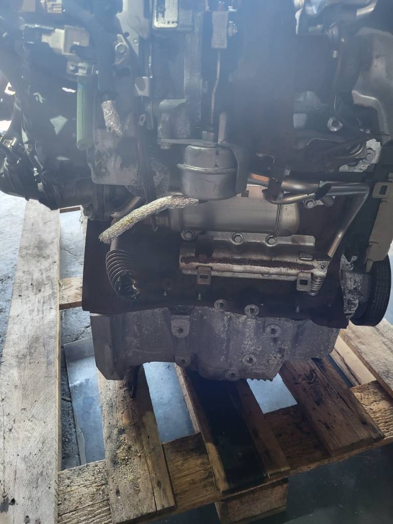 Motor 1.5dci k9k 646 f646 nissan - 4