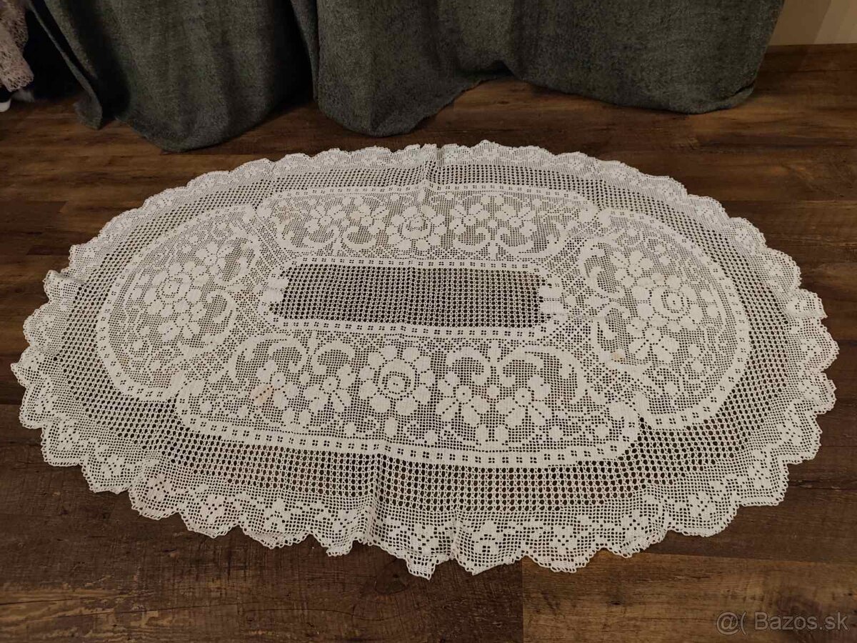 157ks háčkované dečky obrusy - 4