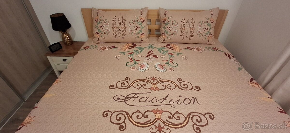 Prehoz na manzelsku postel) - 4