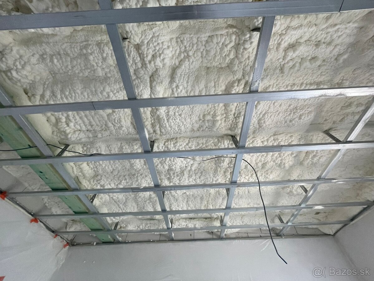 PRÉMIOVÁ STRIEKANÁ PUR IZOLÁCIA – RÝCHLO, ÚČINNE, SPOĽAHLIVO - 4