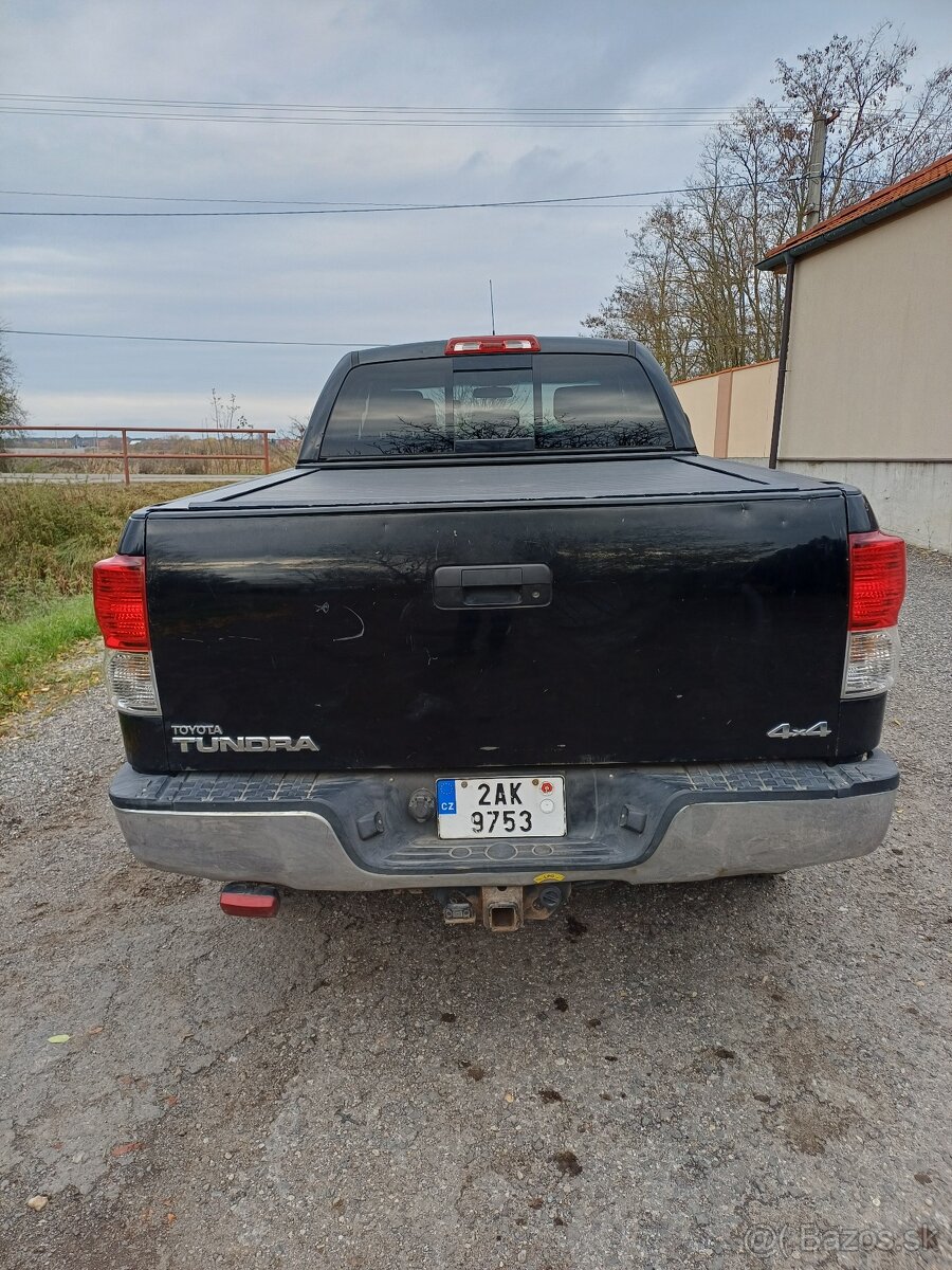 Toyota tundra 4,6i V8 LPG 2010