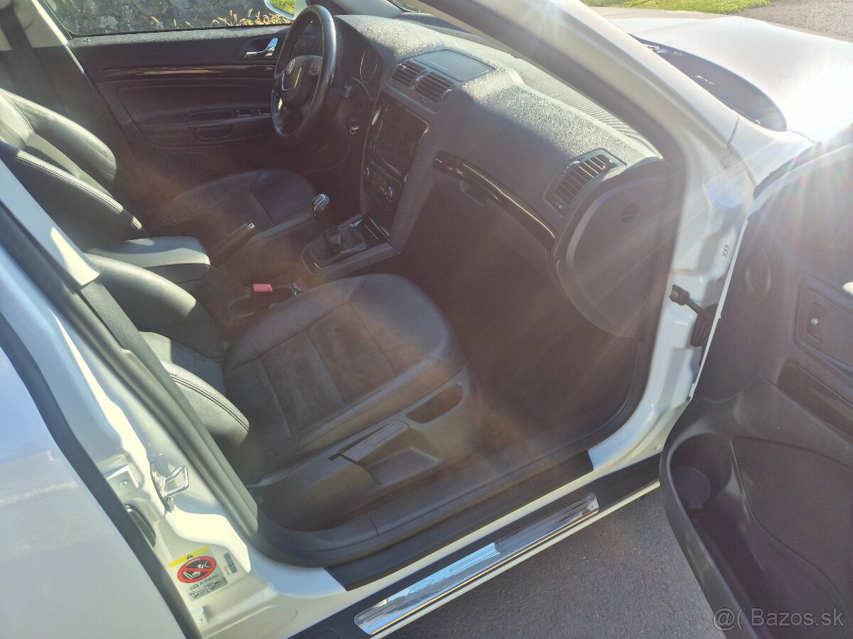 ROZPREDAM NA DIELY OCTAVIA 2 2.0TDI 4X4 - 4