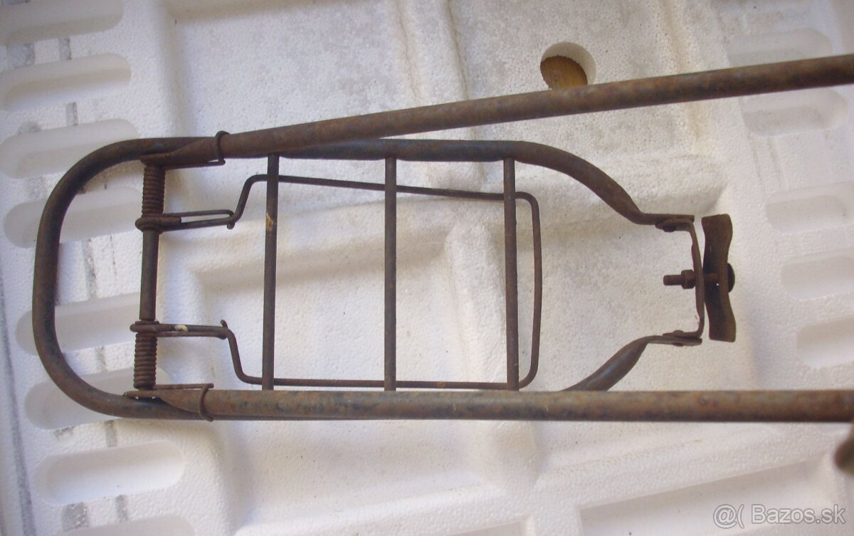 Starý nosič na retro bicykel - 4