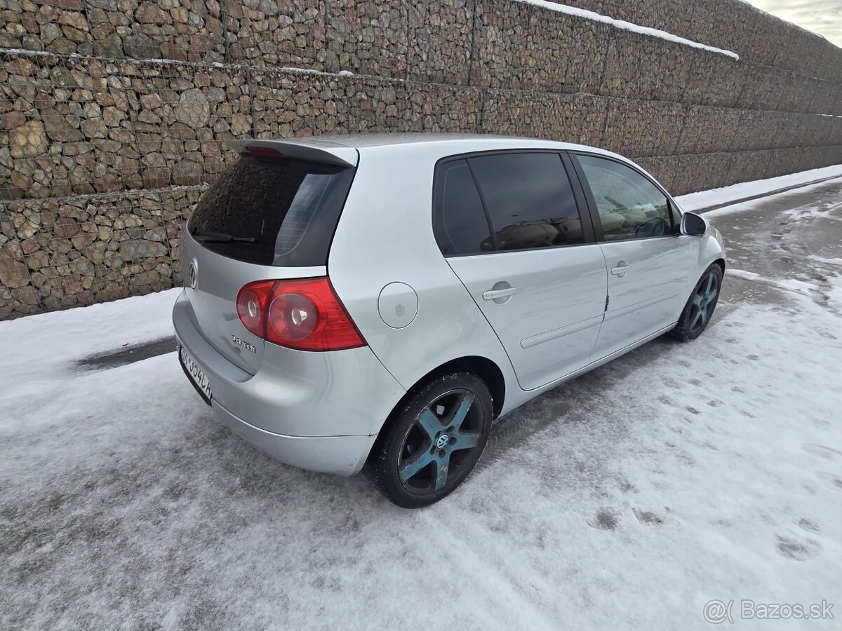Volkswagen Golf 5 2.0 TDi 103 kW - 4