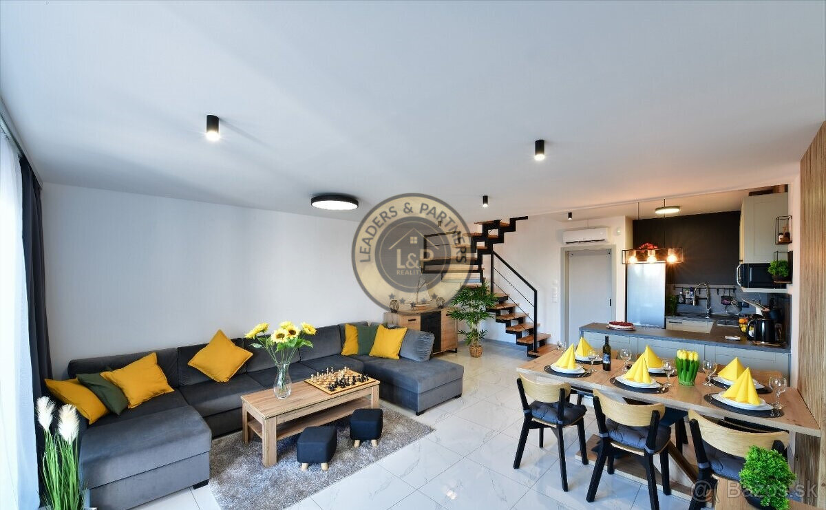 Na prenájom moderne zariadený 3 izbový, dvojpodlažný apartmá - 4