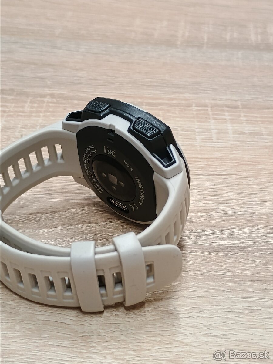 Garmin Instinct - 4