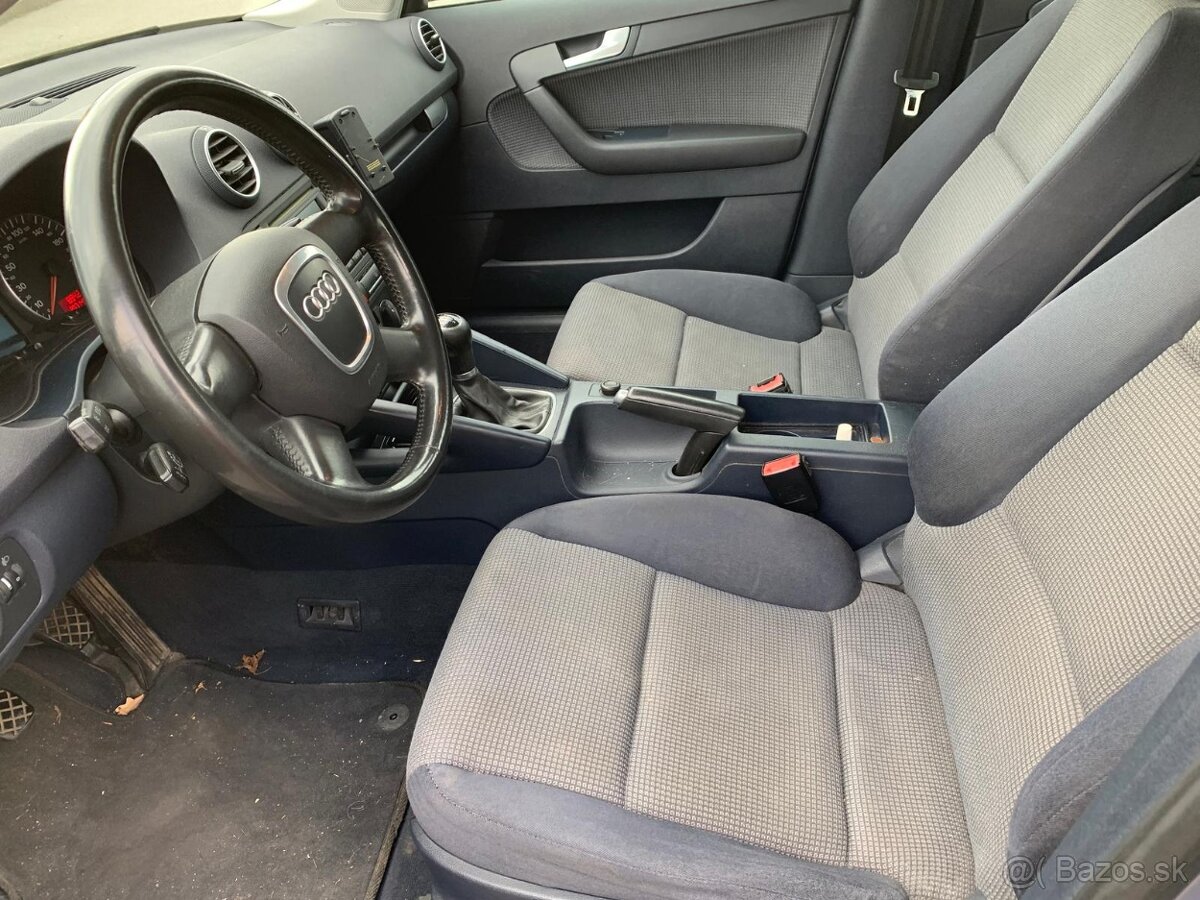 AUDI A3 SPORTBACK 8P 1.6FSI - 4