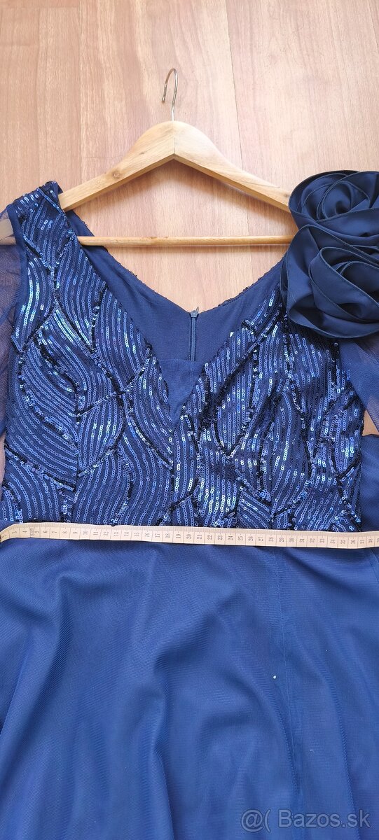 Tmavomodré spoločenské šaty - 4