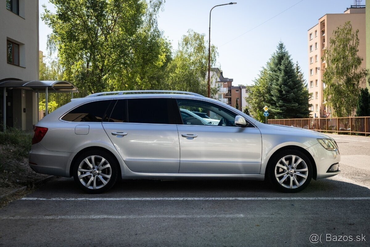 Škoda Superb Combi 2.0 TDI CR Elegance - 4