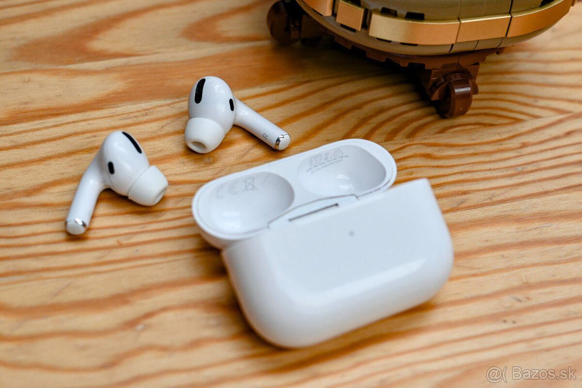 Apple AirPods Pro (2022) MagSafe - 4