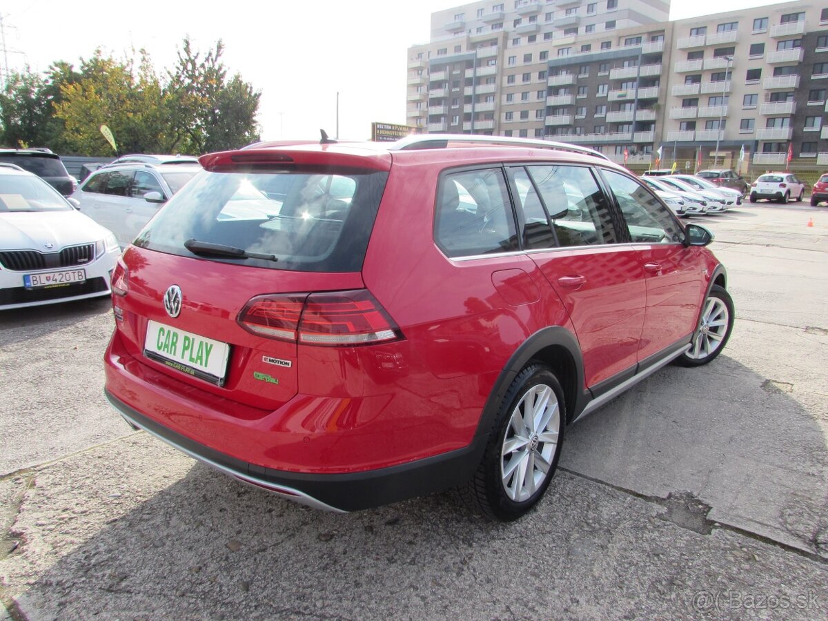Volkswagen Golf VARIANT 2.0 TDI DSG, 4x4 ALLTRACK EDITION - 4