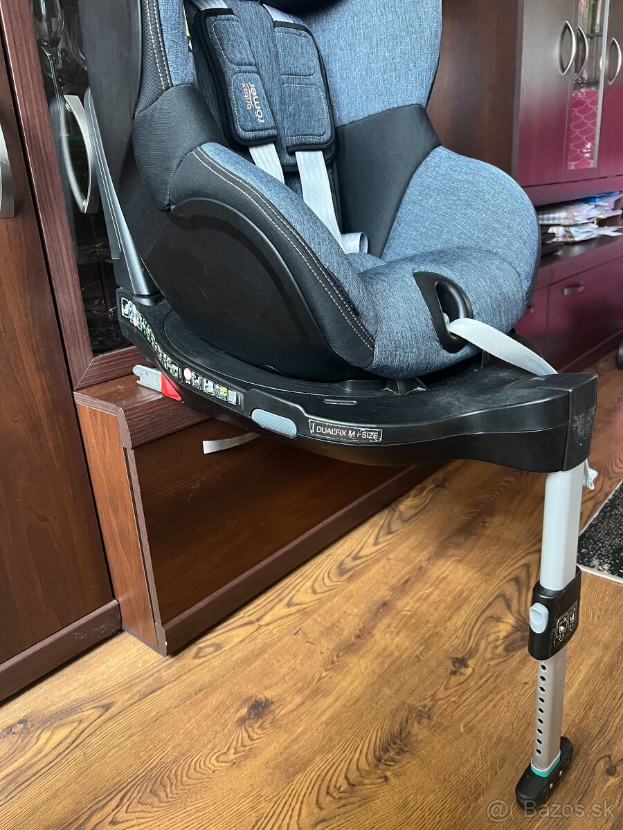 Britax-Römer Dualfix M i-size (vyprate potahy) - 4