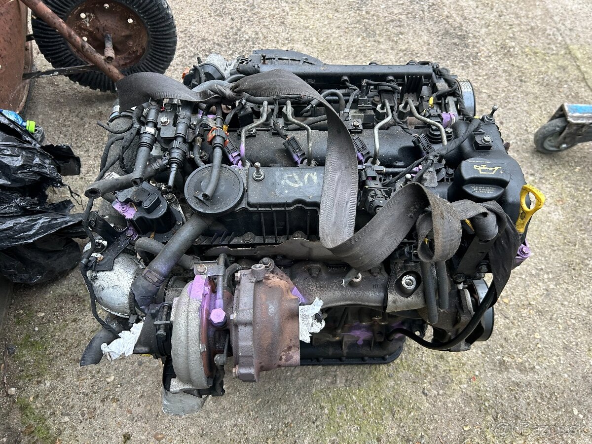 KIA SORENTO 2.2 CRDi EURO 5 - 4