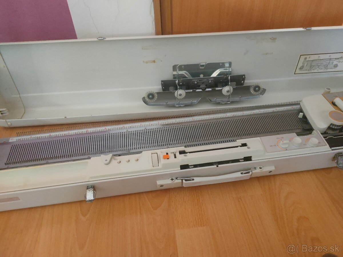 Pletači stroj Empisal Knitmaster 326 - 4