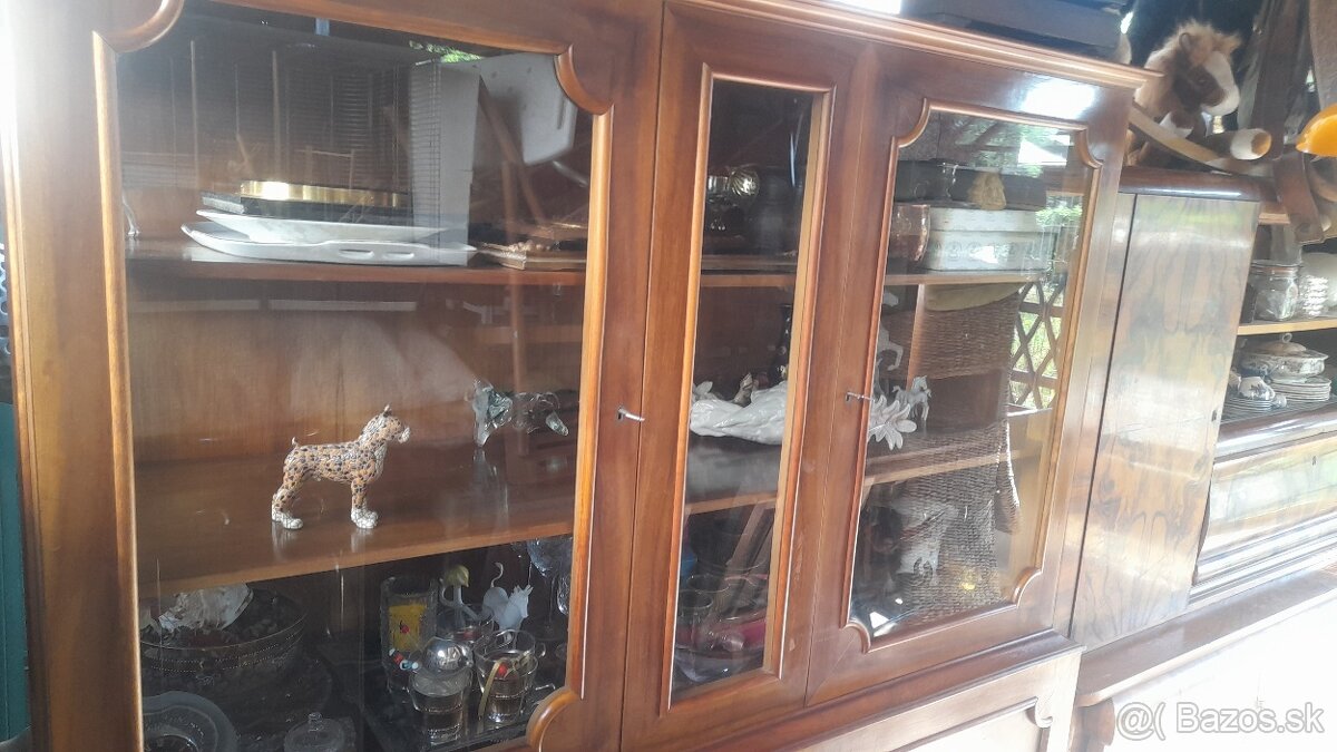 Starožitná vitrína 1500eur - 4
