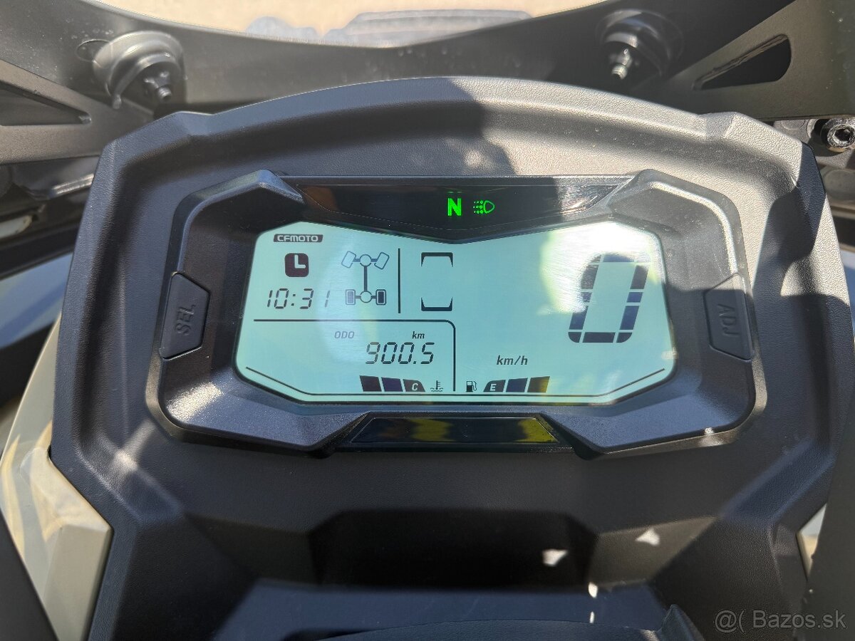 CFMOTO Gladiator X1000 OVERLAND 2024 žltá piesková farba