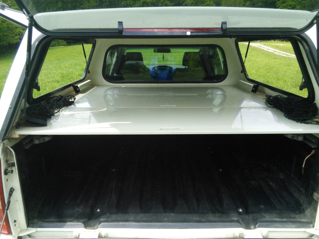 Nissan Navara DoubleCab 2.5 dCi LE Long, kúpené v SK, úplná