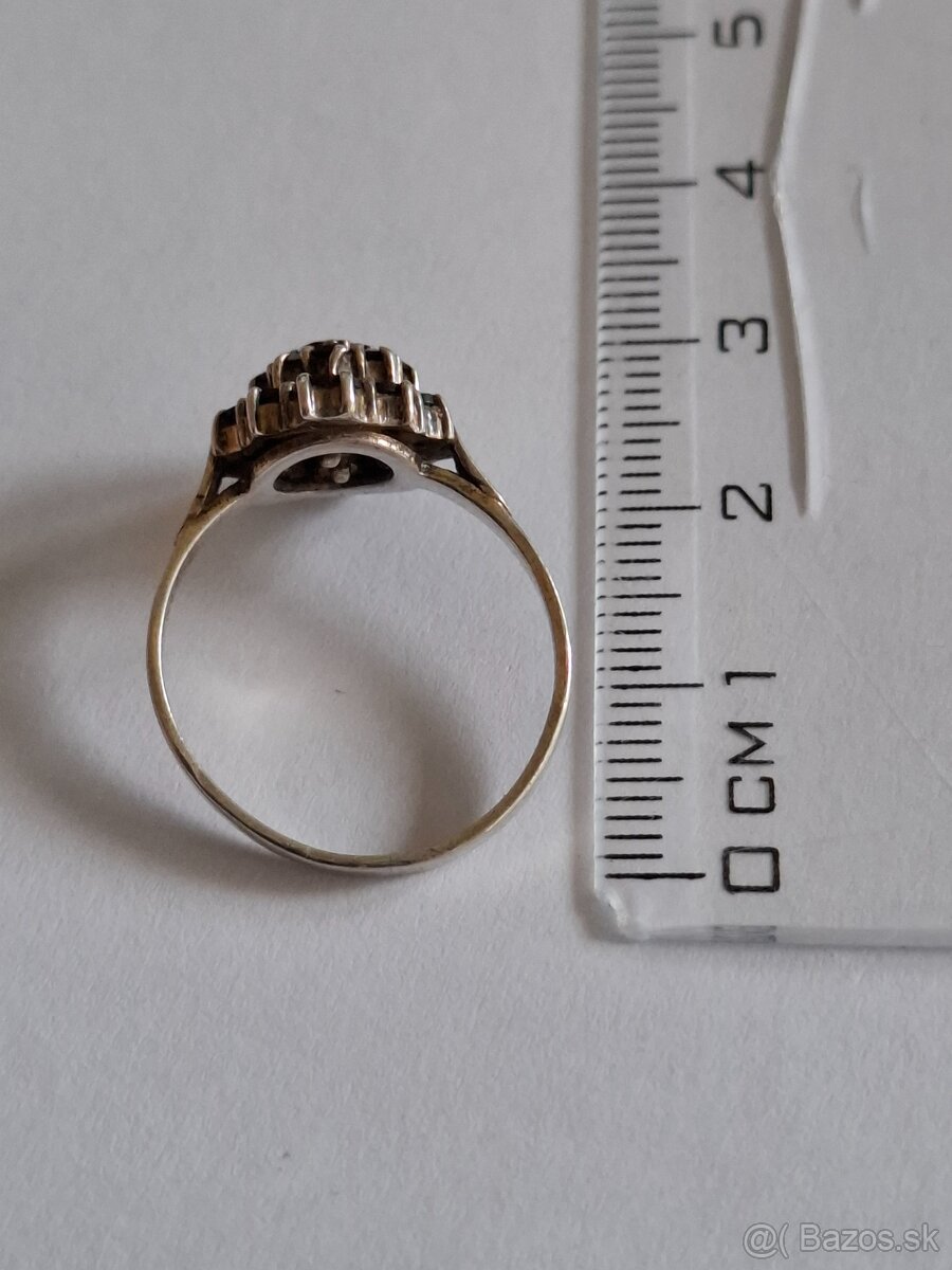 Strieborný prsteň s českými granátikmi 1 - 4