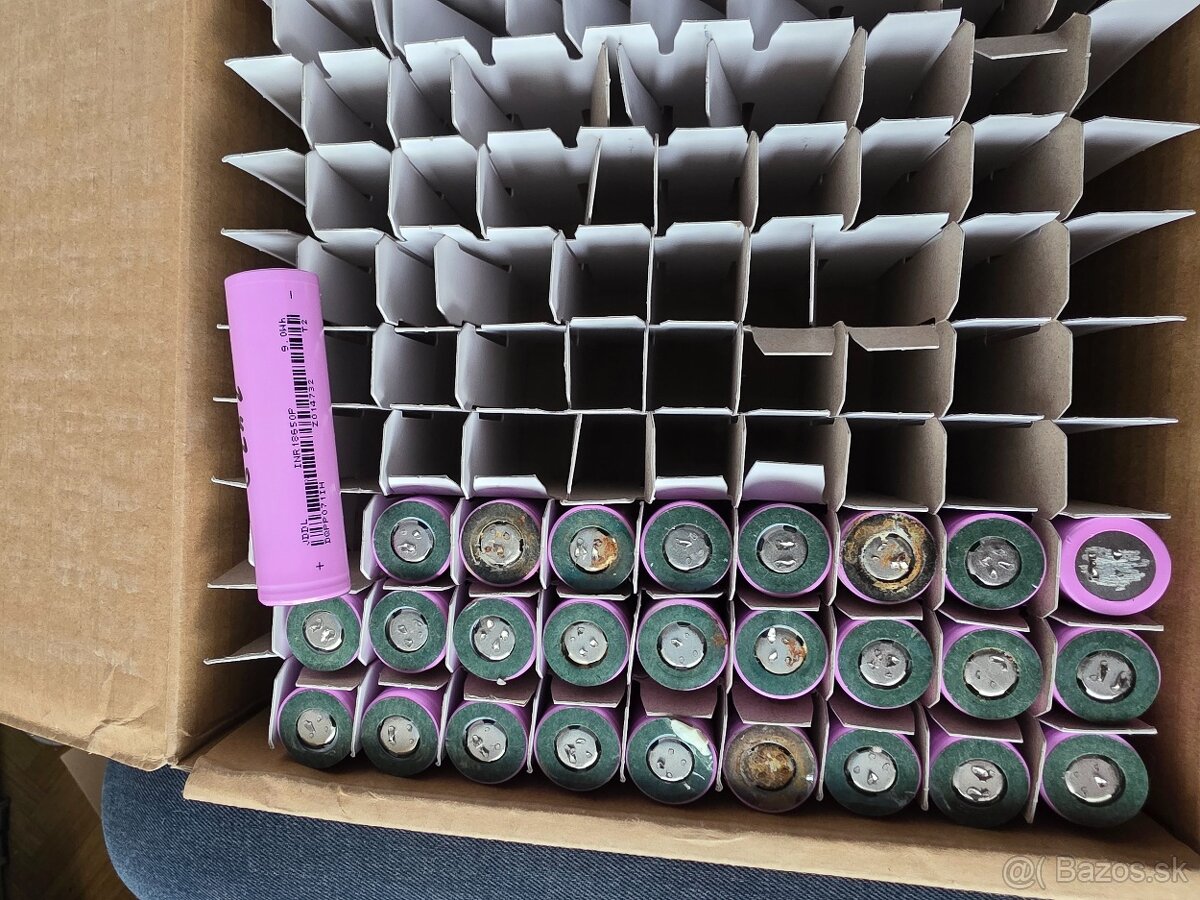 Predám použité články batérií 18650 - 4