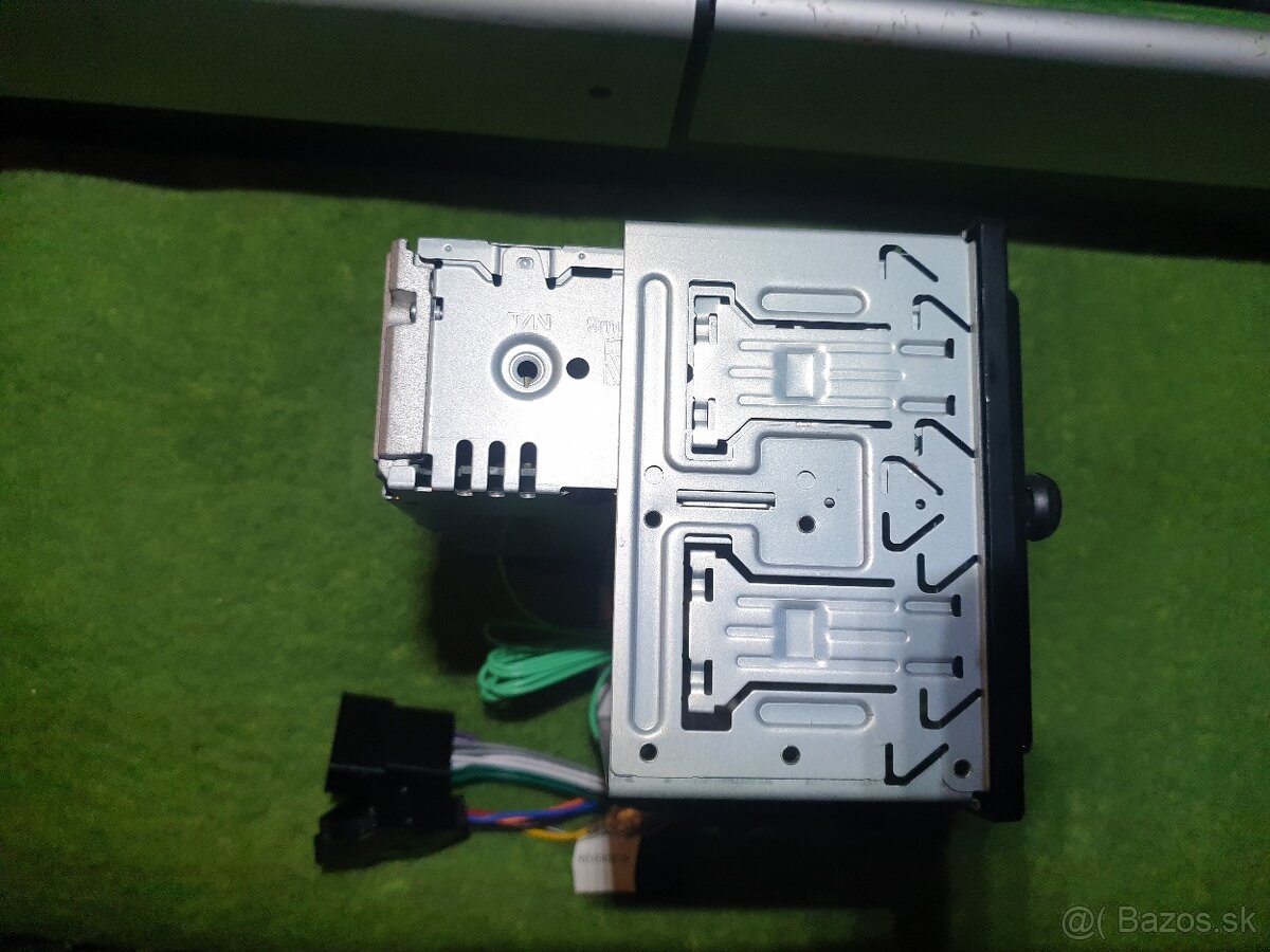 Predam radio SONY XAV-AX1000,1005 - 4