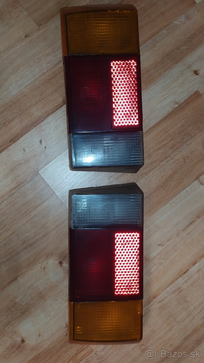 Zadné svetlá VW Golf mk1, model A - 4