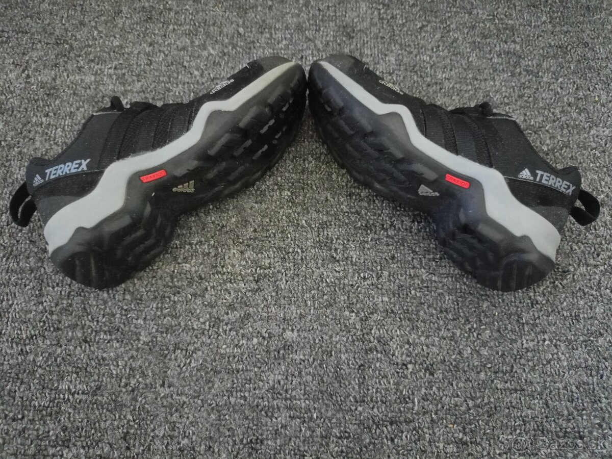 Detské tenisky Adidas Terrex veľ. 28 - 4