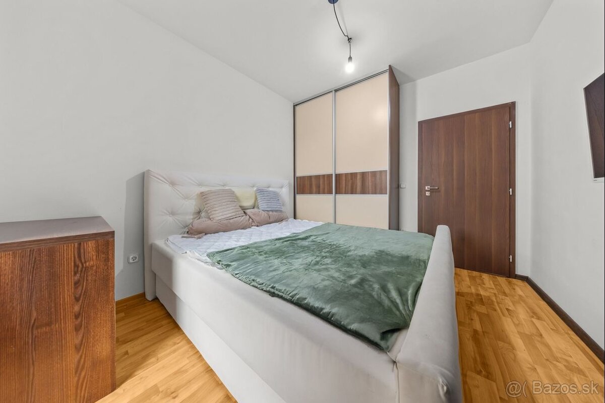 trojizbový byt v maďarskej obci Rajka na predaj - 4