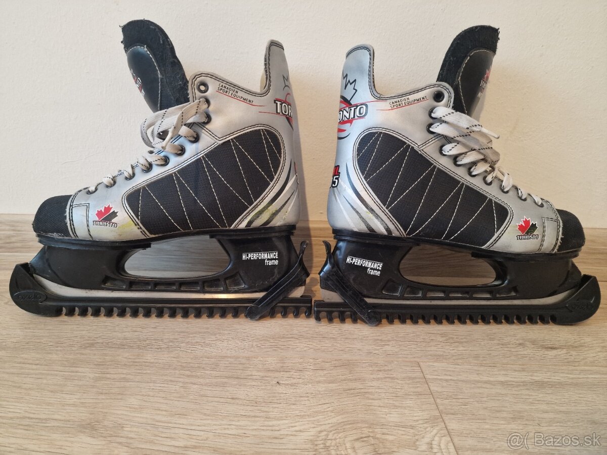 Hokejová výstroj - 4