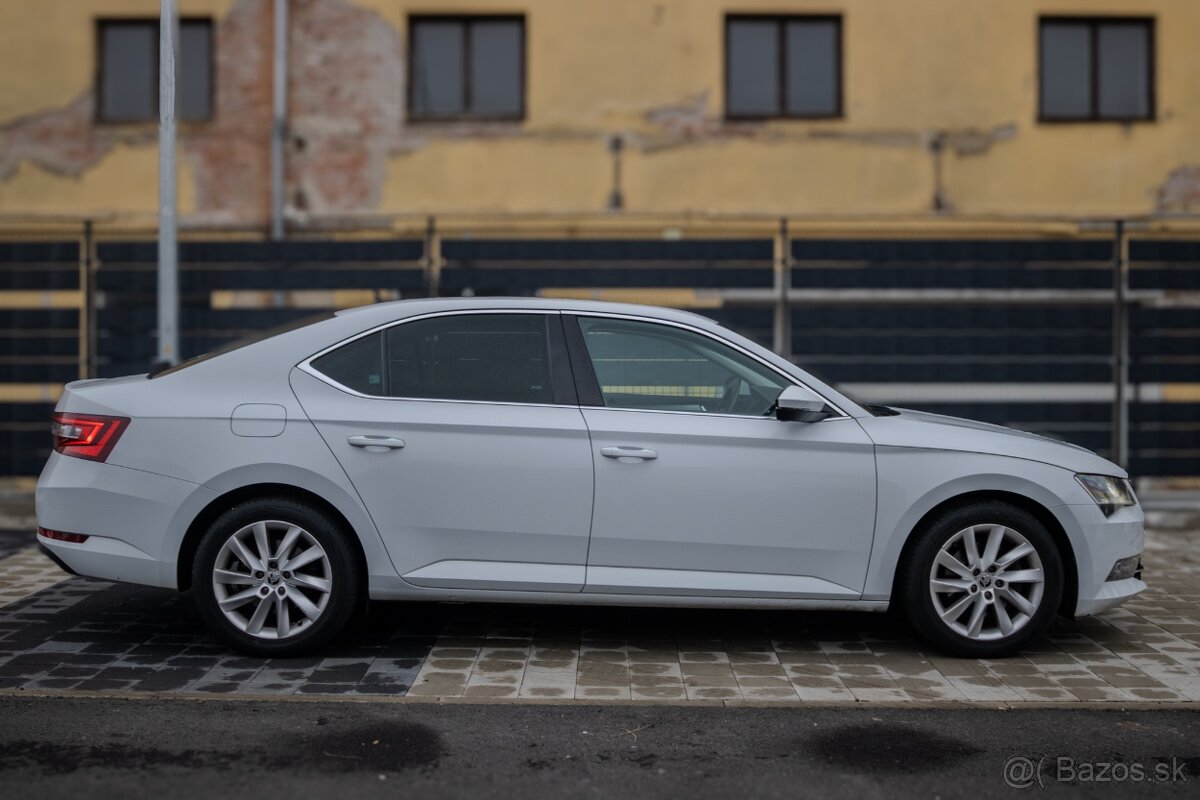 Škoda Superb - 4