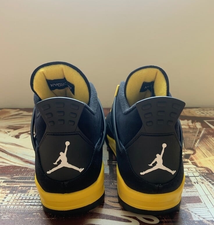 Jordan 4 RETRO Yellow - 4