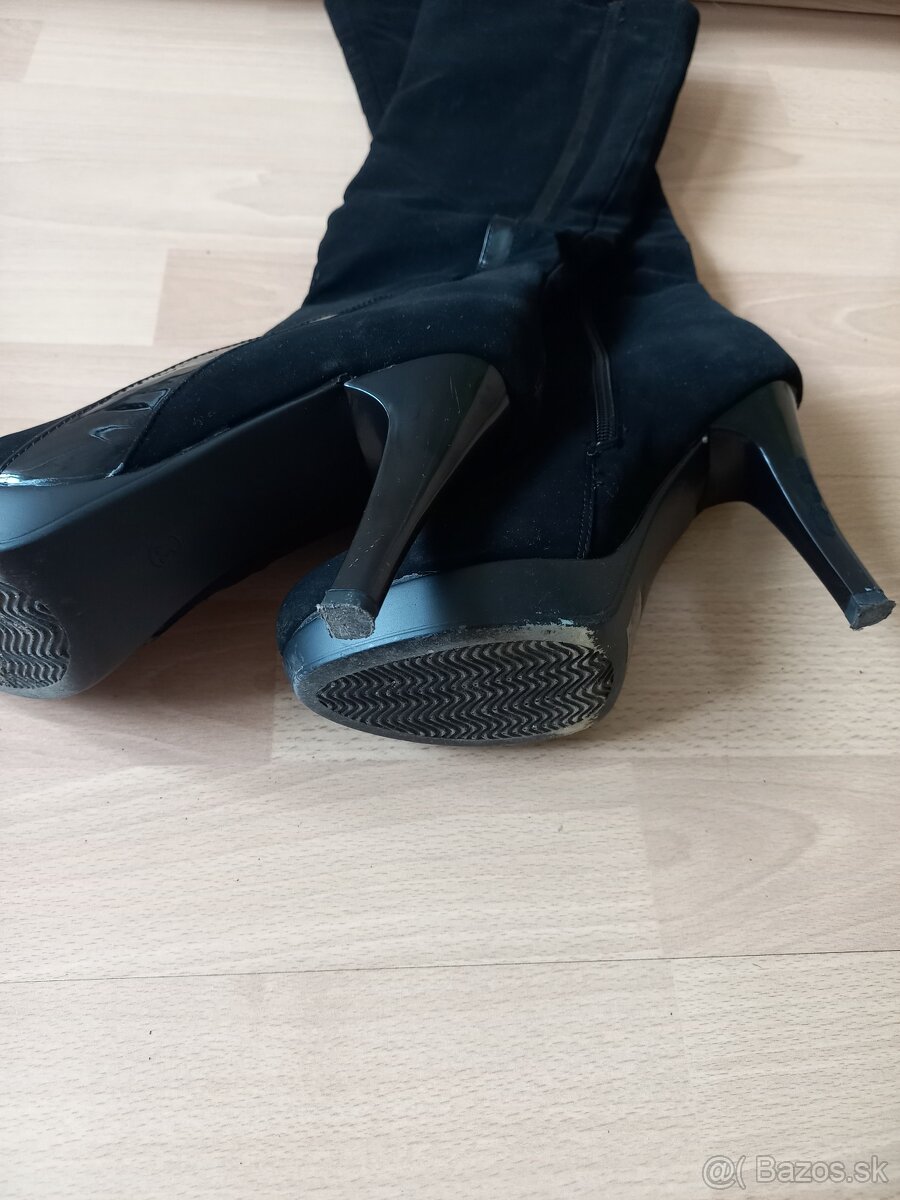 Čierne vysoké čižmy na platforme - 4