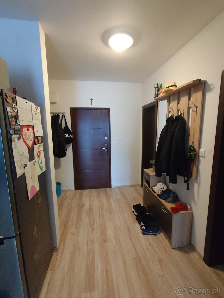 Predám 2 izbový byt 57 m2, obec Hlohovec - 4