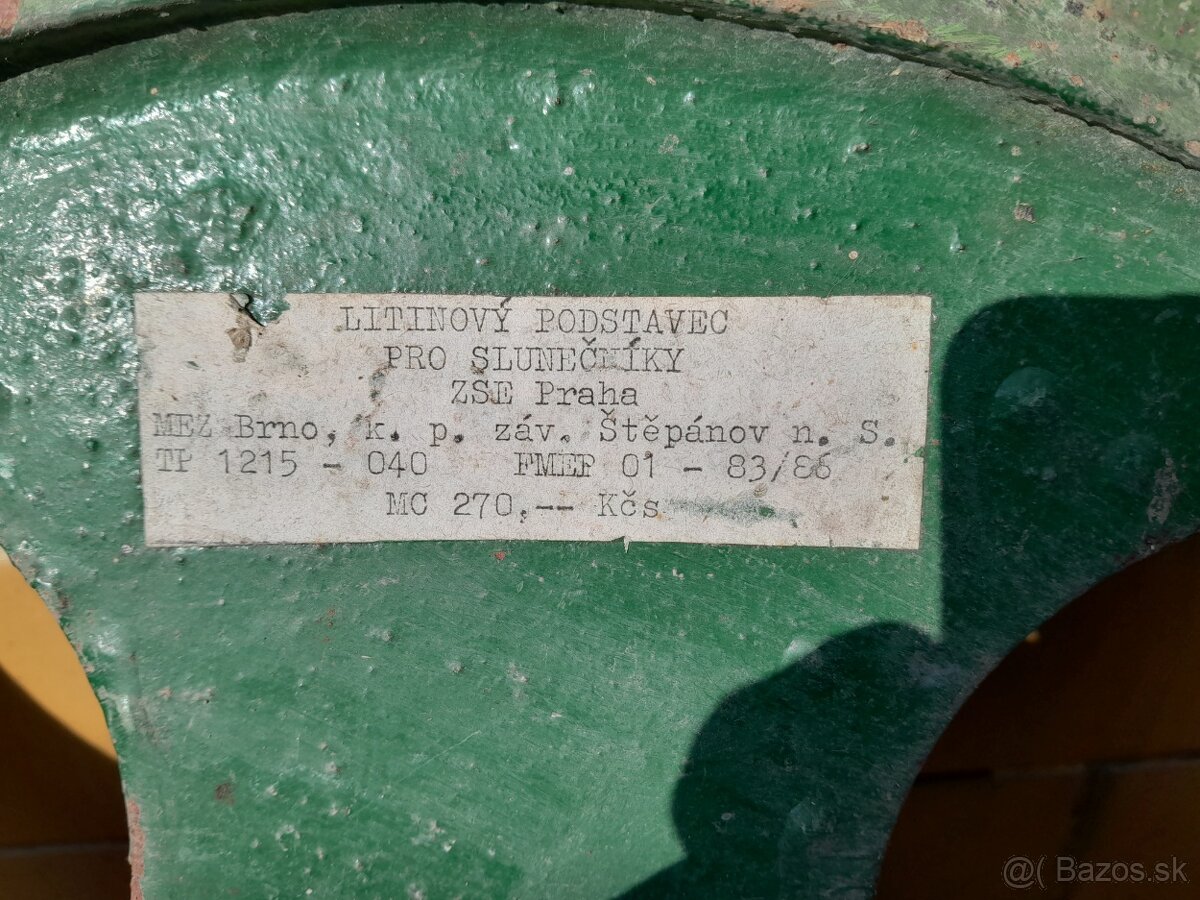 Liatinový stojan na slnečník-dáždnik. - 4