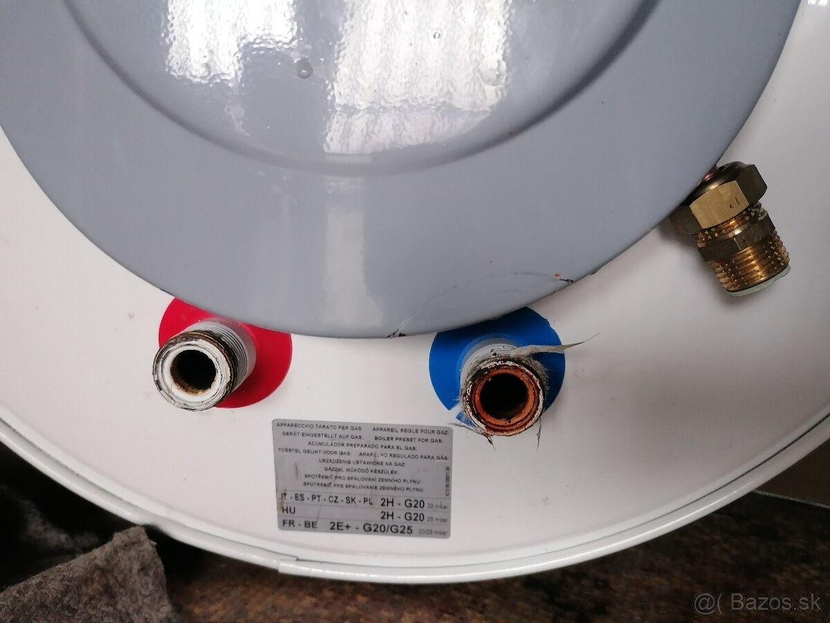 Ariston Quadrica 80l. - 4