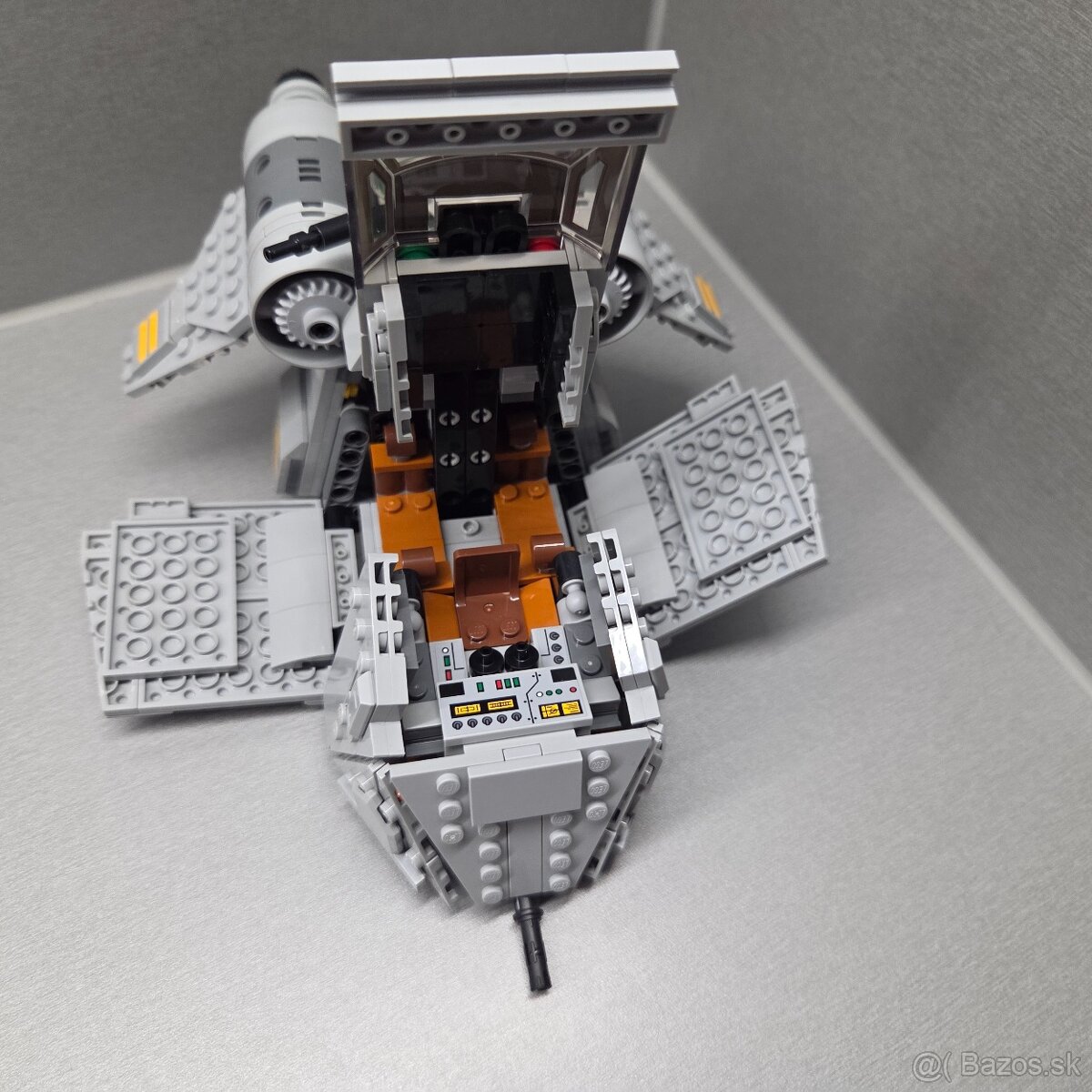 LEGO Star Wars 75338 Ambush on Ferrix - 4