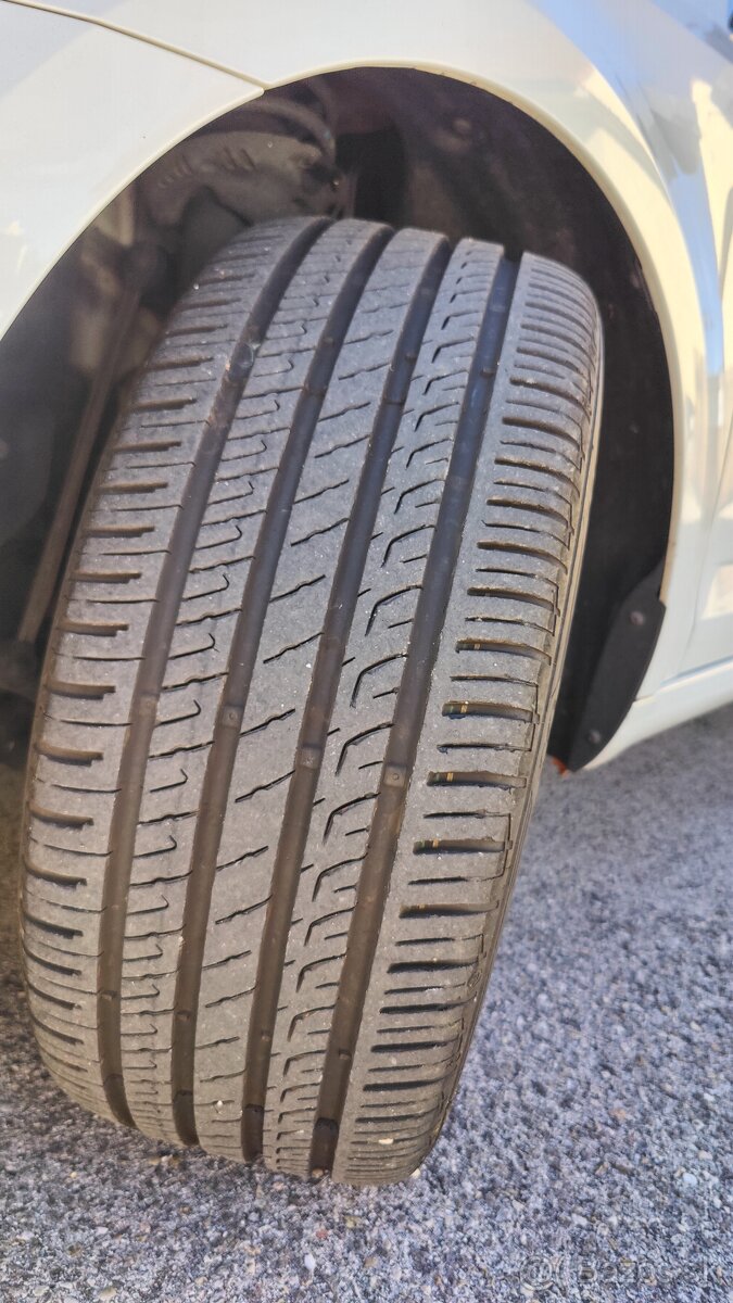 Nove pneu + Elektrony R17 5x112 - 4