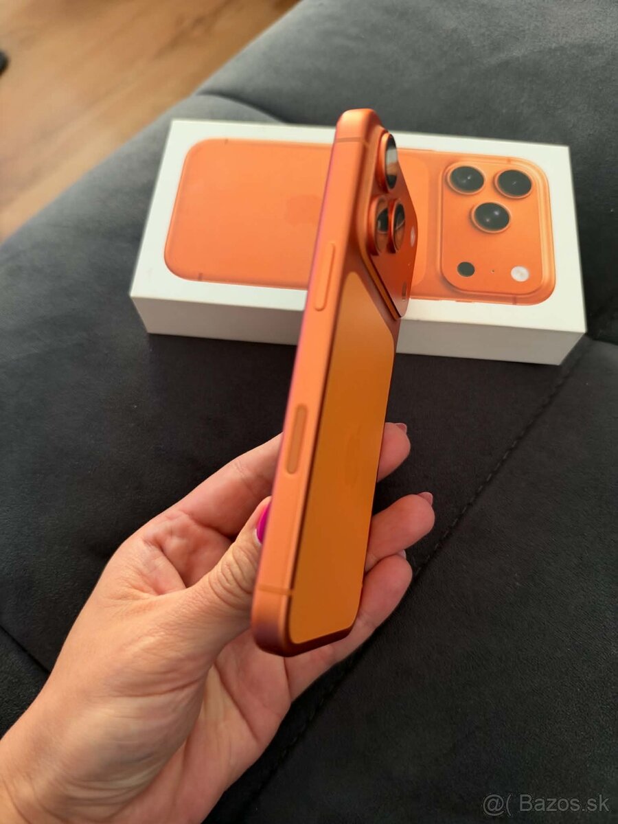 Apple iPhone 17 Pro orange 256gb. Bateria 97% - 4