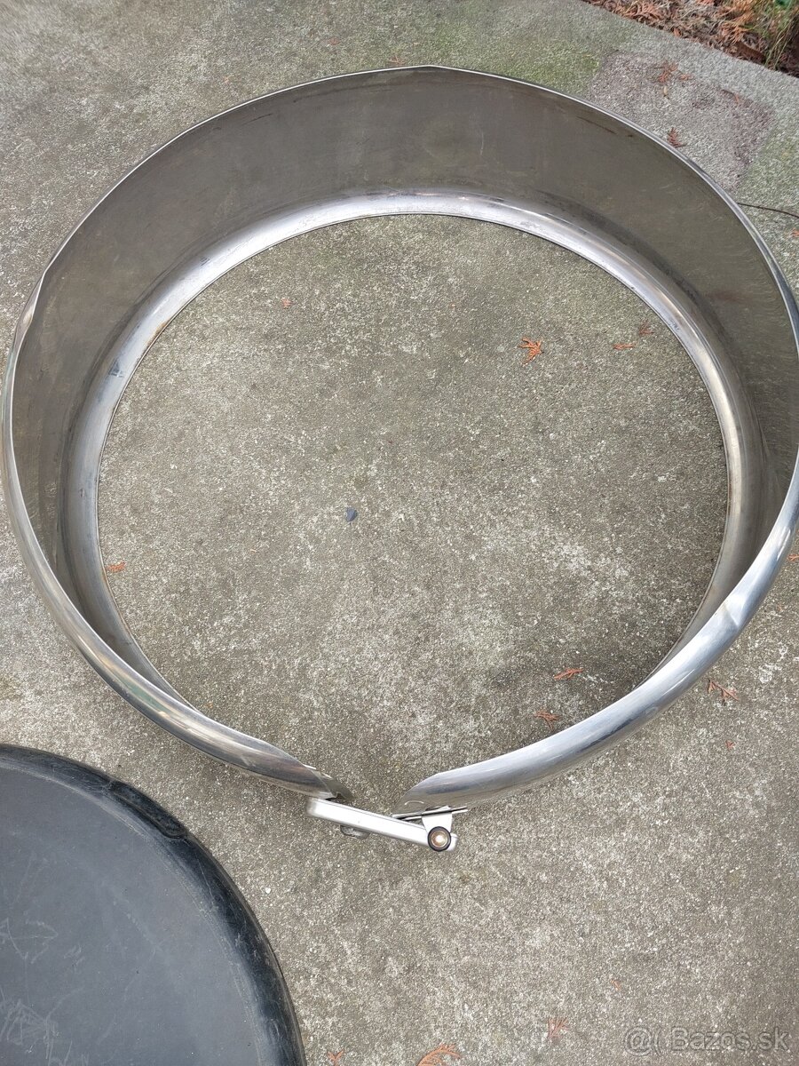 Predám nerezový kryt na rezervu