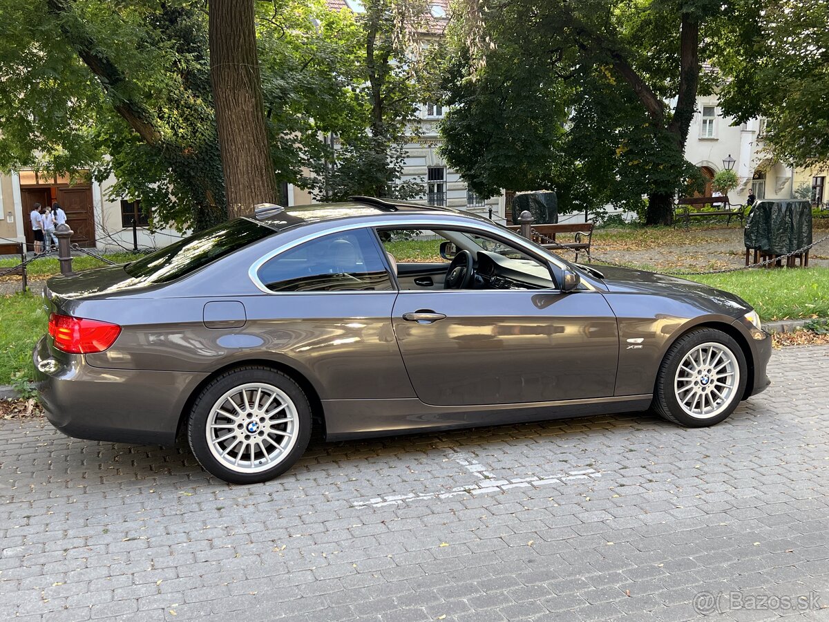 BMW 330i xDrive e92 - 4